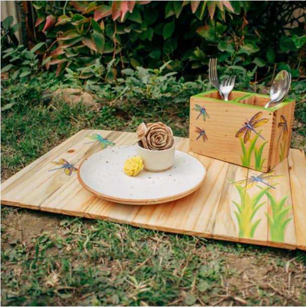Dancing Dragonfly Placemat | Natural